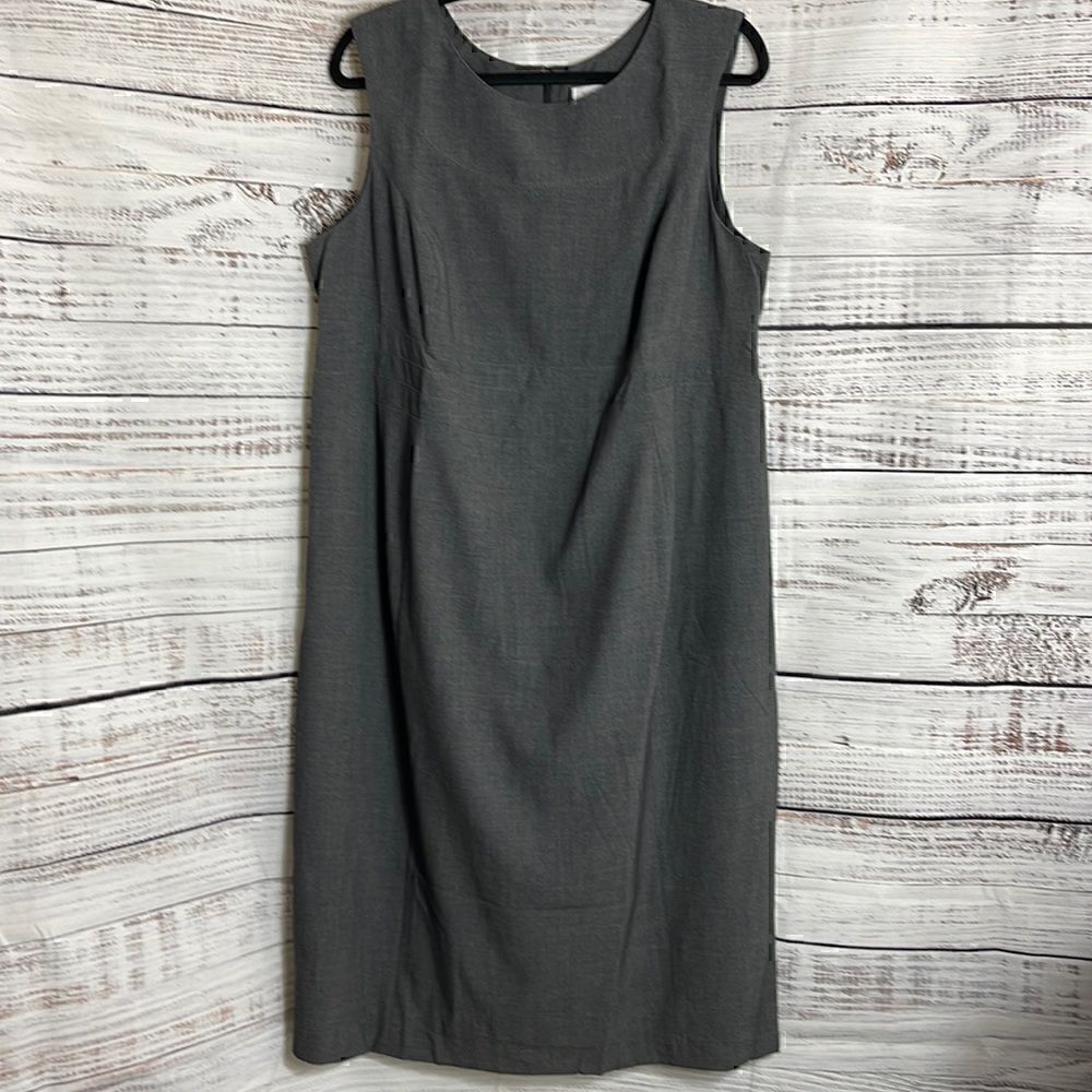 Liz lange maternity for target Dress Womens Sheath midi gray Career preppy NWT